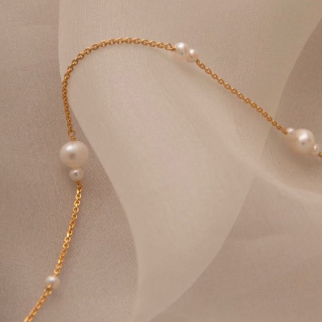 Majesty - Necklace with freshwater pearls Gold plated