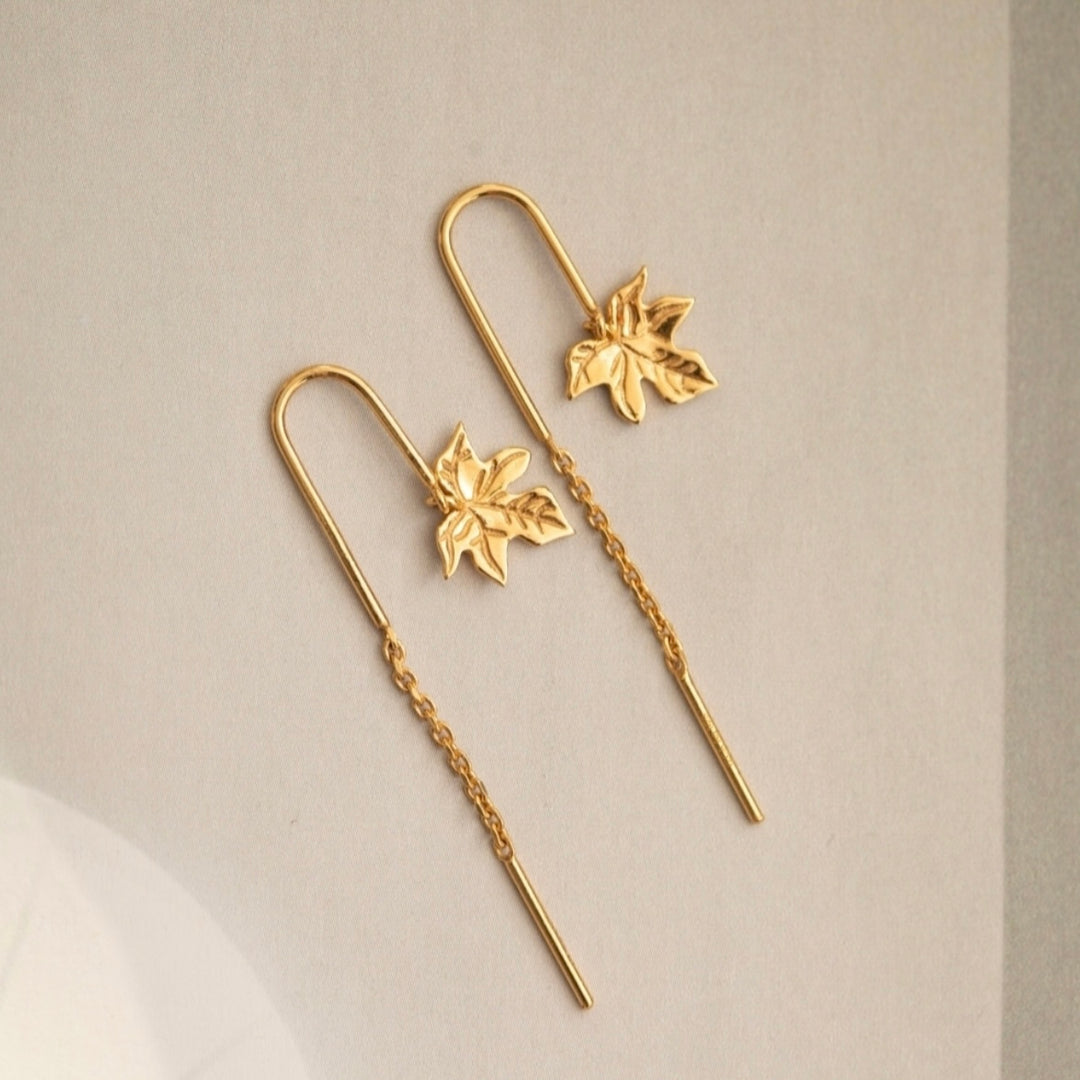 Caley - Chain earrings with leaf Gold plated