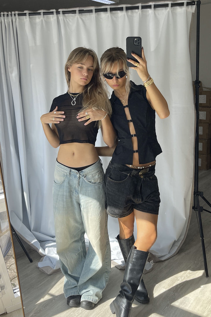 Xenia &amp; Lisa x Sistie - Black fitted vest